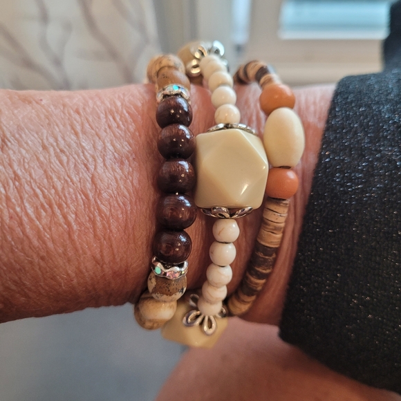 Handmade unique wrap bracelet - Picture 2 of 3